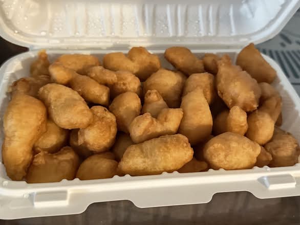 30. Sweet and Sour Chicken 酸甜鸡肉